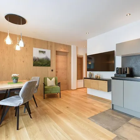 Haus St Anton - Incl Gratis Premium Sommerkarte Lägenhet